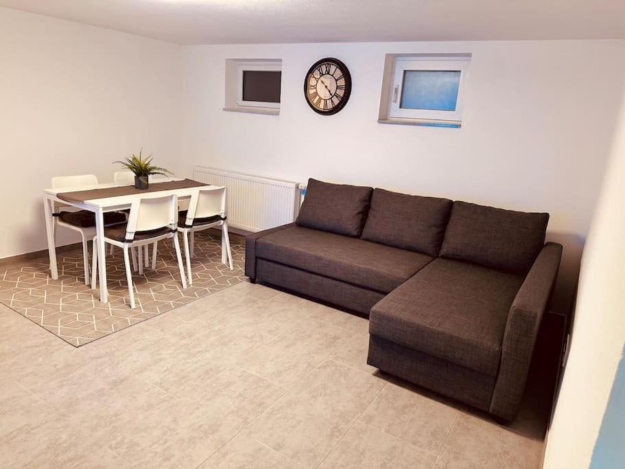 Gemuetliche Wohnung In Leverkusen Luaran gambar