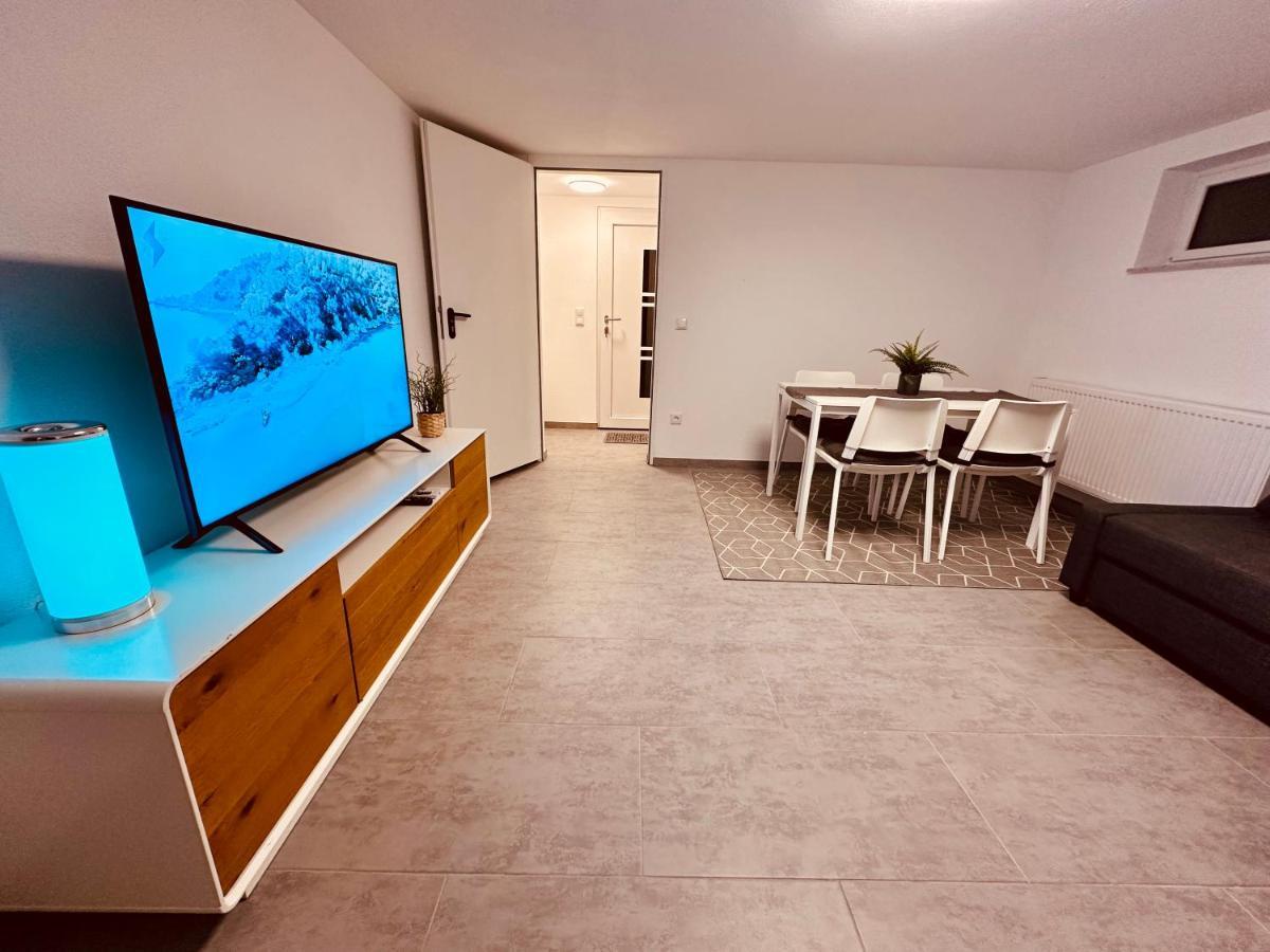 Gemuetliche Wohnung In Leverkusen Luaran gambar